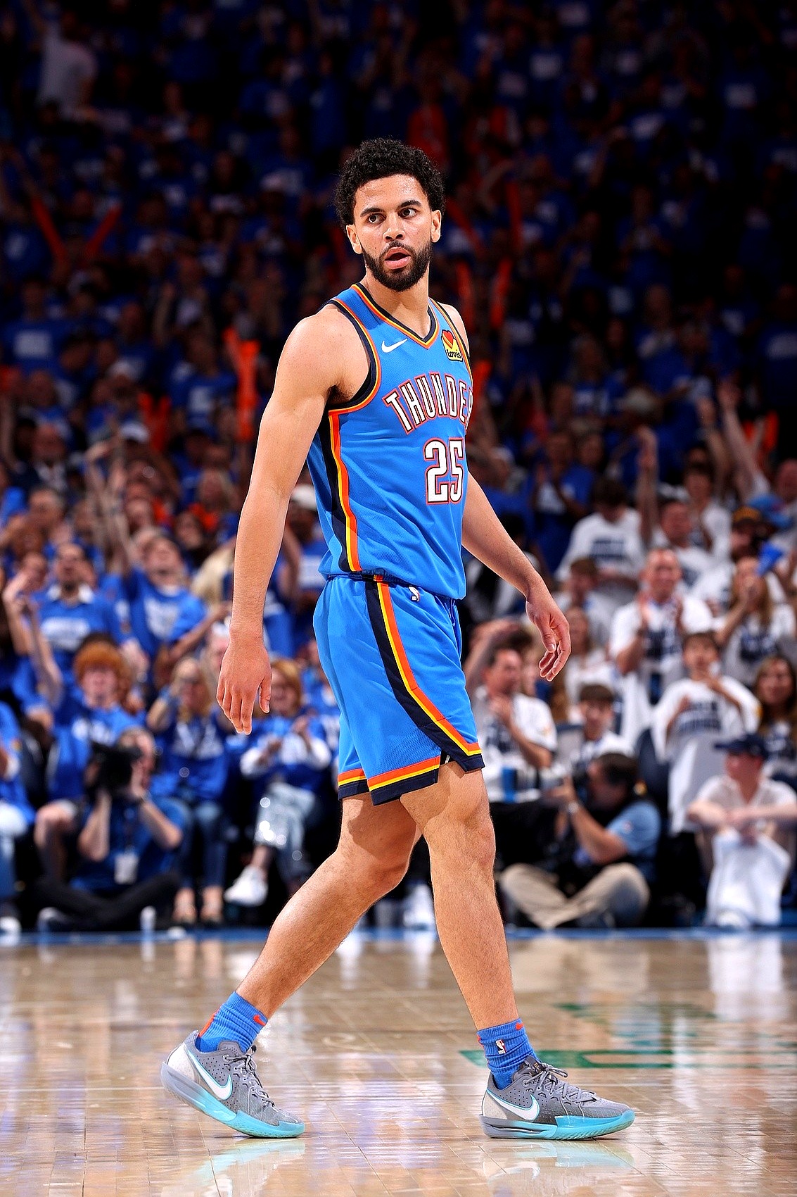 九游-赛后体能课后，俄克拉荷马雷霆刷新队史纪录备战全明星赛，态度坚定，纪律约束更严格的简单介绍