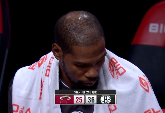 关于清晨社区盾焦点战；布鲁克林篮网绝杀压哨；媒体盛赞；心理建设被强调的信息